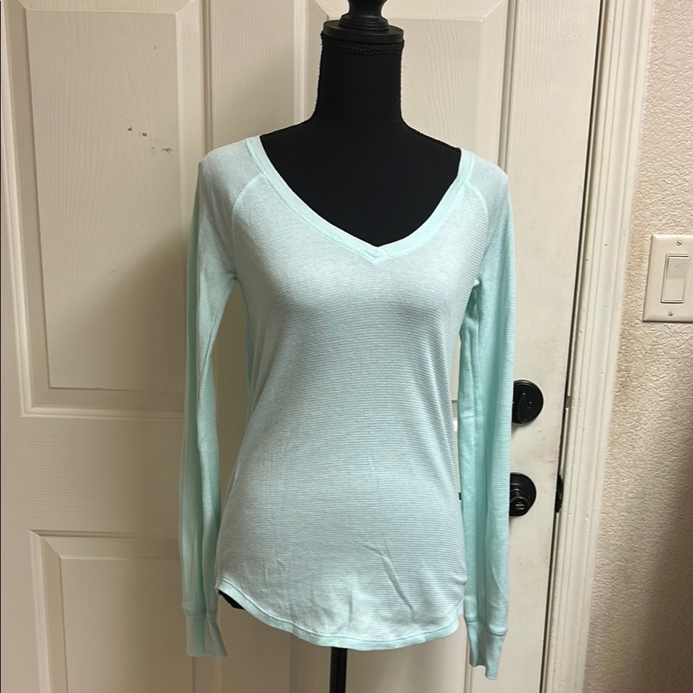 PINK Victoria Secret Small Light green V-Neck Sleepwear to, EUC